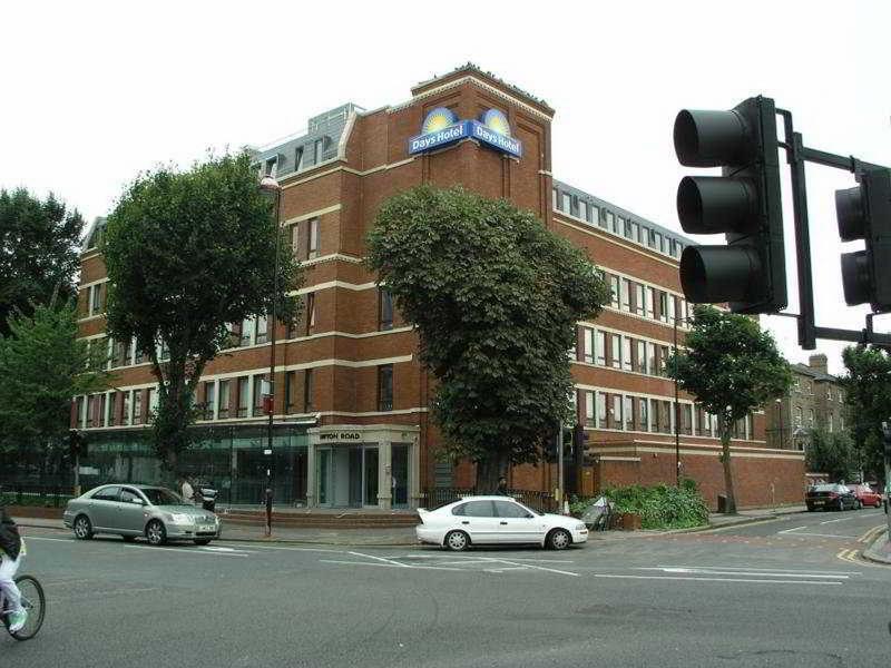 Ramada Hounslow - Heathrow East Εξωτερικό φωτογραφία