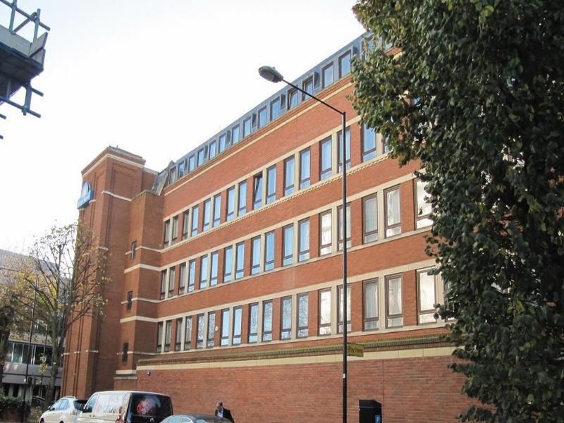 Ramada Hounslow - Heathrow East Εξωτερικό φωτογραφία