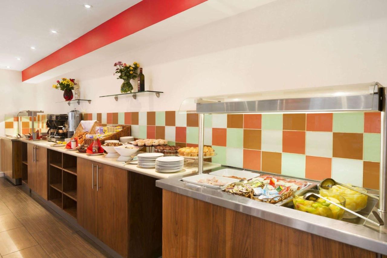 Ramada Hounslow - Heathrow East Εξωτερικό φωτογραφία