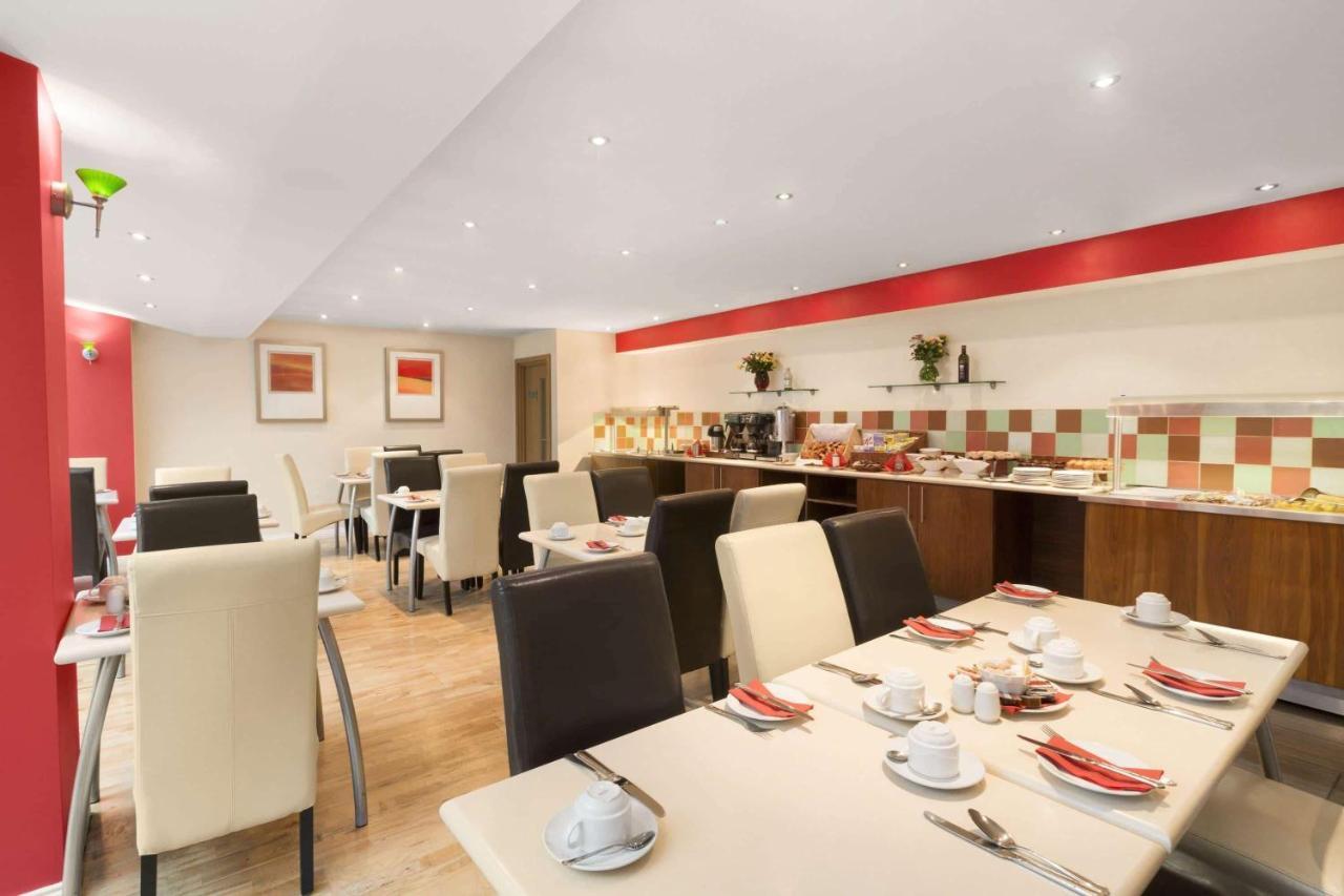 Ramada Hounslow - Heathrow East Εξωτερικό φωτογραφία